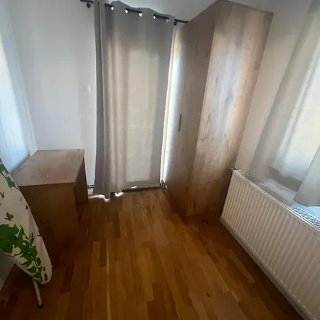 Place 2 Apartman